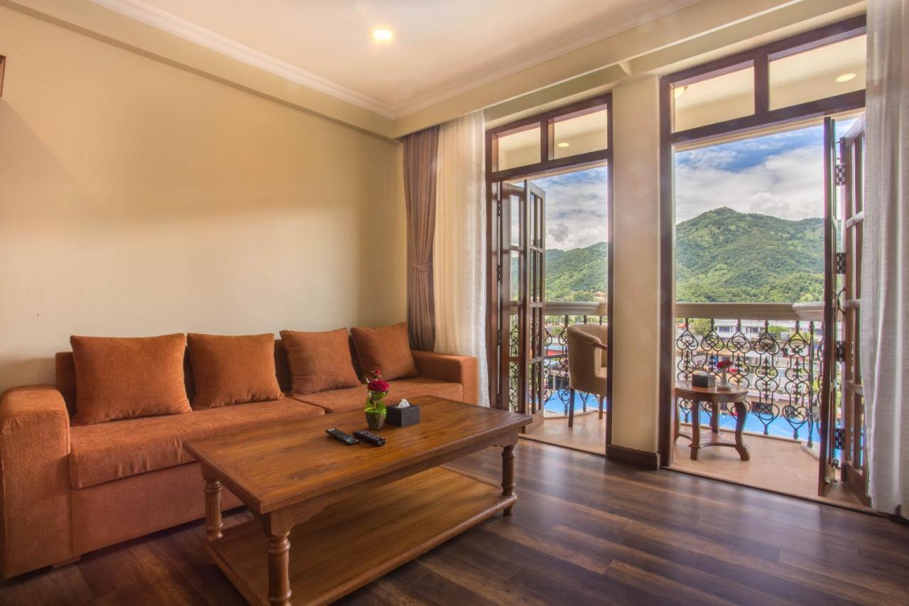 Hotel Portland Pokhara Exterior foto