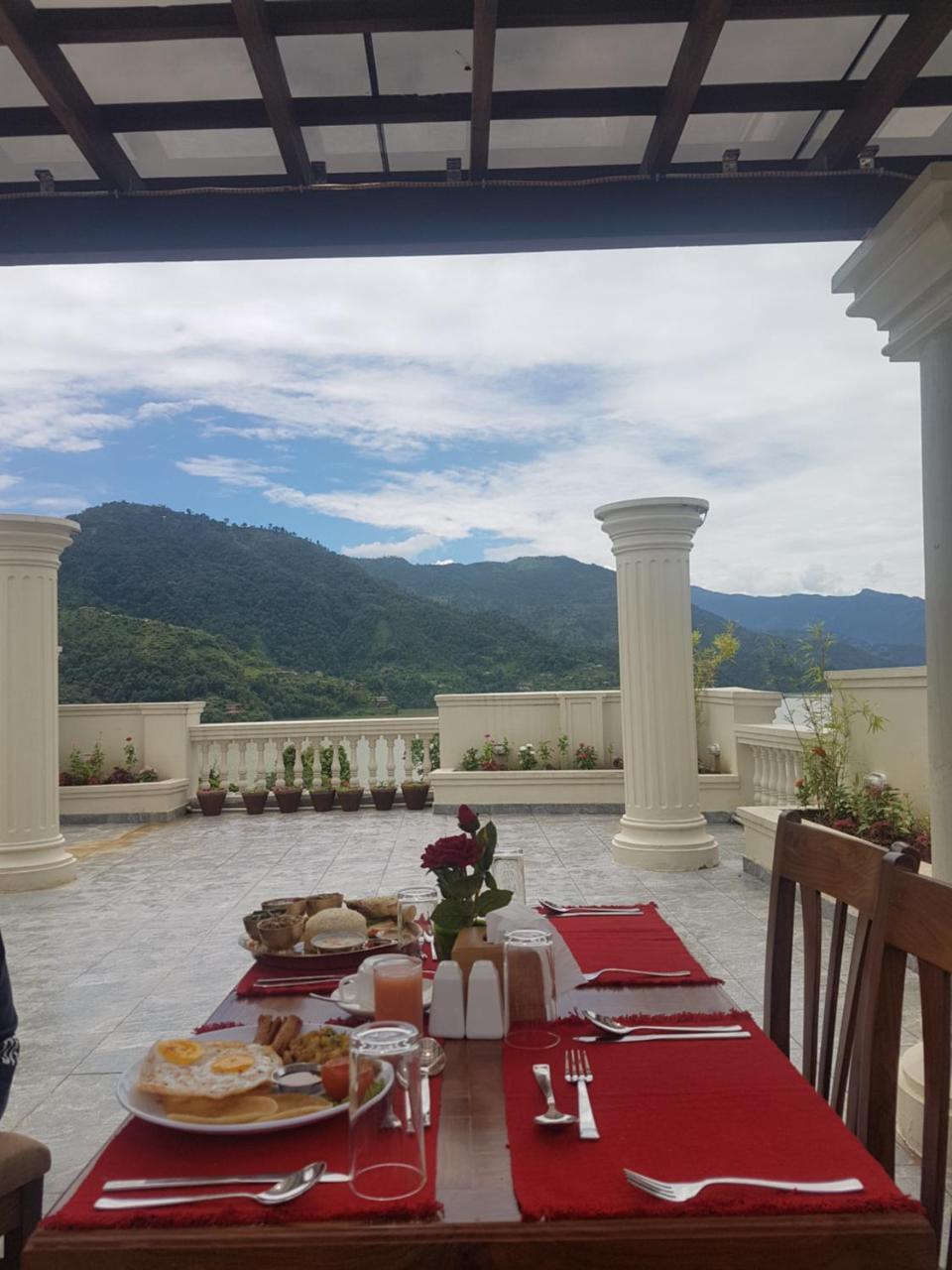 Hotel Portland Pokhara Exterior foto